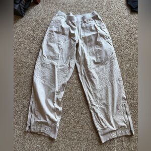 Women’s Anthropology Daily Practice pants size xs tan